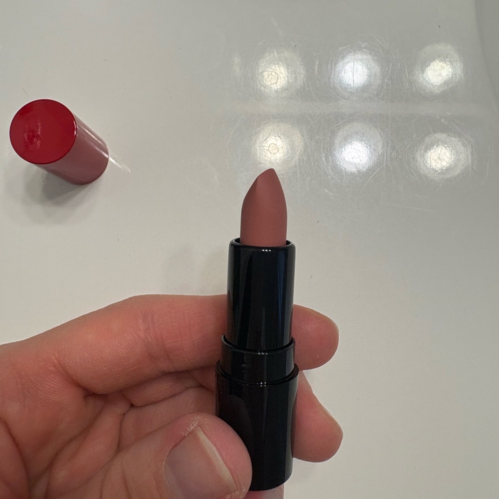 Armani Beauty Lipstick - Picture 8 of 10